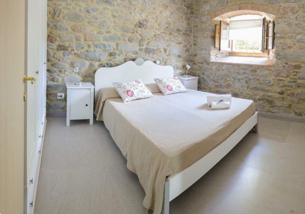 Monnalisa Apartment Кастилионе ди Гарфаняна Екстериор снимка